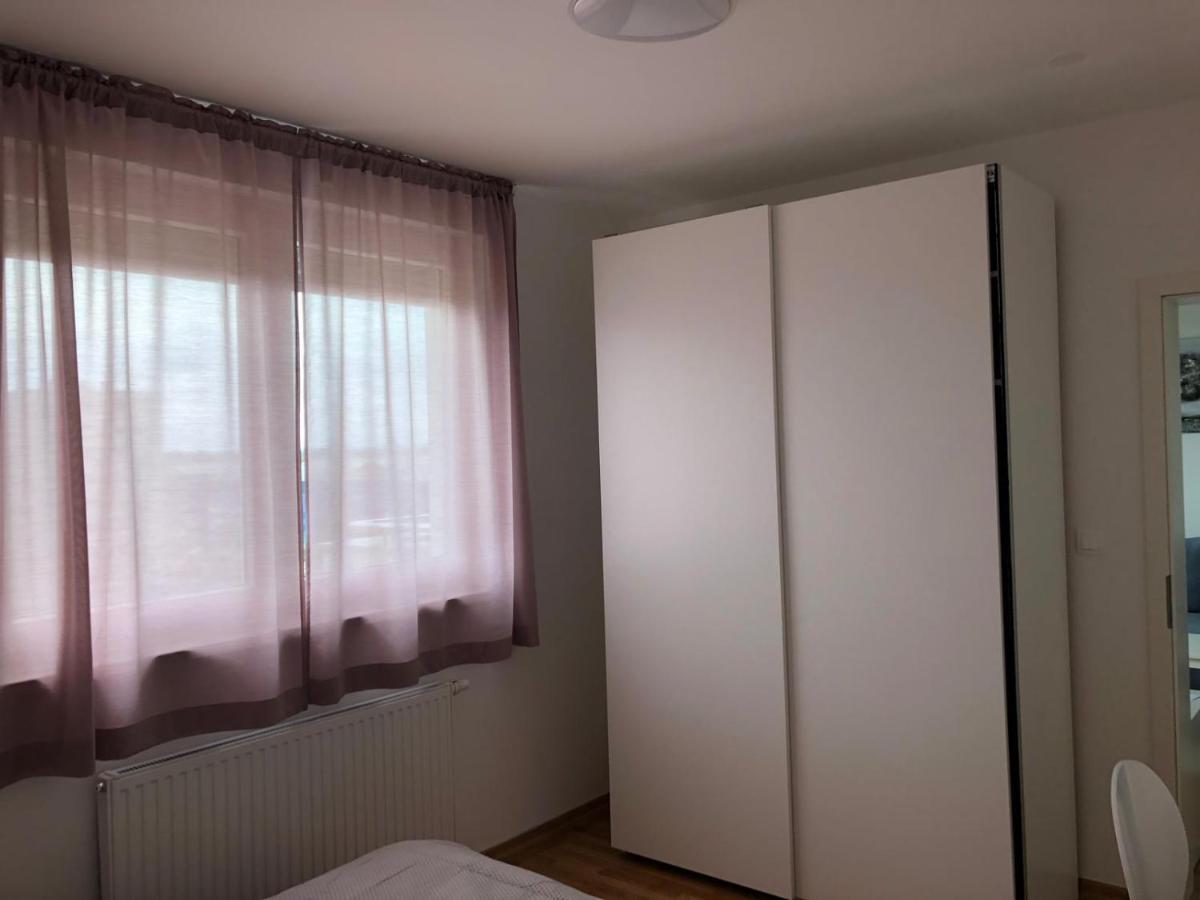 Star Apartment